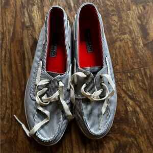 Ladies size 6.5 M striped Sperry shoes